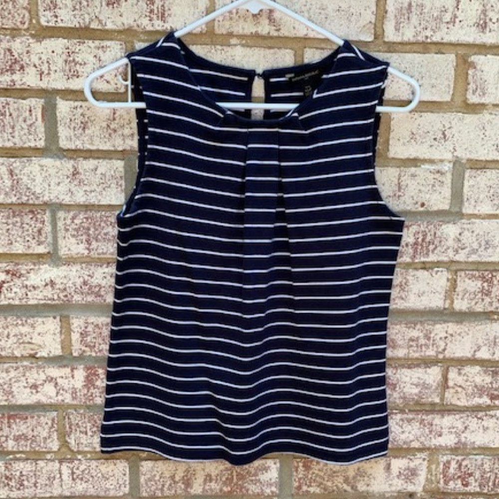 Banana Republic blue and white striped sleeveless top size  XSP